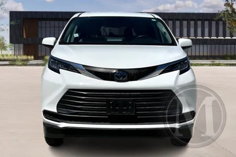 Photos of 2021 VMI MINIVAN for sale in Corona, CA at Master's Transportation - Los Angeles