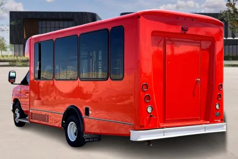 More photos of 2018 Ford E450 at Master's Transportation - Denver, CO