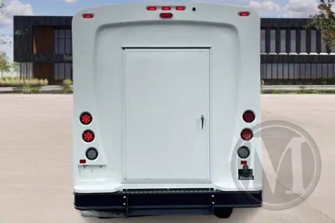 More photos of 2021 Freightliner Sprinter at Master's Transportation - Orlando, FL