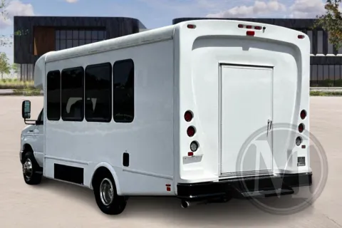 More photos of 2023 Ford E450 at Master's Transportation - Orlando, FL