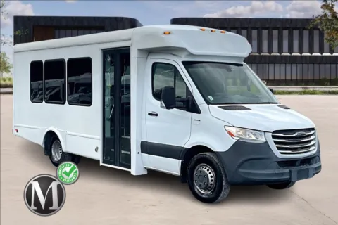 White 2021 Freightliner Sprinter 3500XD for sale in Orlando, FL