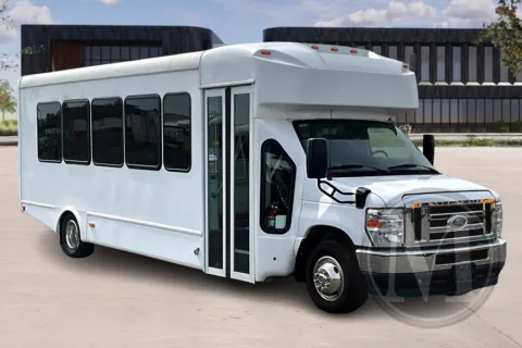 White 2024 Glaval Universal for sale in Orlando, FL
