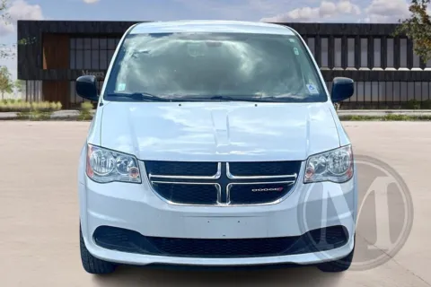 Photos of 2019 Dodge Grand Caravan for sale in Nashville, IN at Master's Transportation - Nashville