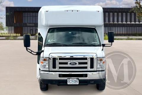 Photos of 2019 Ford E450 for sale in Nashville, IN at Master's Transportation - Nashville