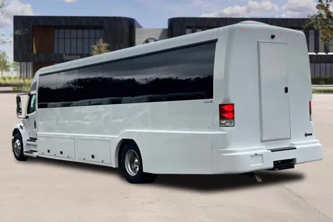 More photos of 2020 Freightliner M2 at Master's Transportation - Nashville, IN