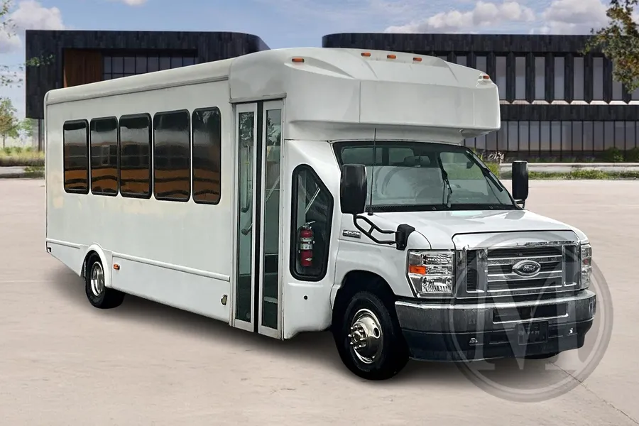 White 2023 Ford E450 for sale in Capitol Heights, MD
