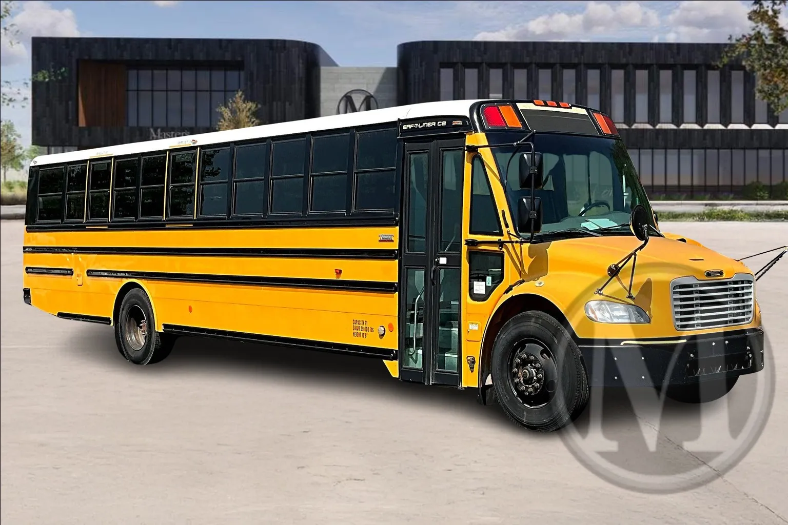 Yellow 2015 Freightliner SAFTLINER for sale in Capitol Heights, MD