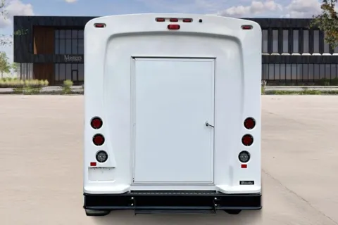 More photos of 2022 Ford E350 E-350 SD at Master's Transportation - Washington, D.C., MD