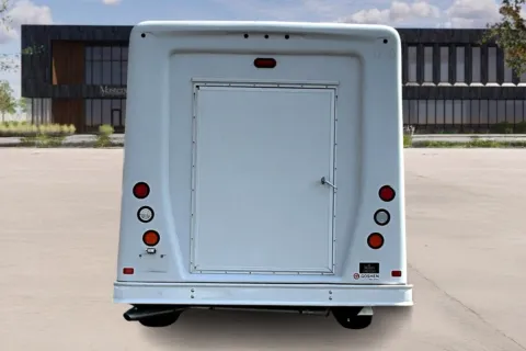 More photos of 2017 Ford E450 E-450 SD at Master's Transportation - Washington, D.C., MD