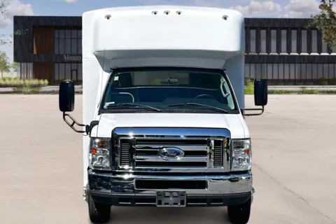 Photos of 2018 Ford E350 E-350 SD for sale in Capitol Heights, MD at Master's Transportation - Washington, D.C.