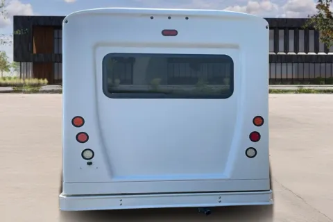 More photos of 2018 Ford E350 E-350 SD at Master's Transportation - Washington, D.C., MD