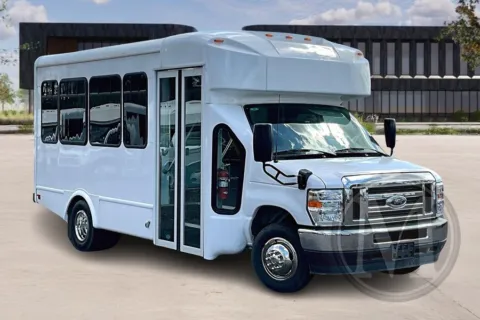 White 2025 Glaval Universal for sale in Capitol Heights, MD