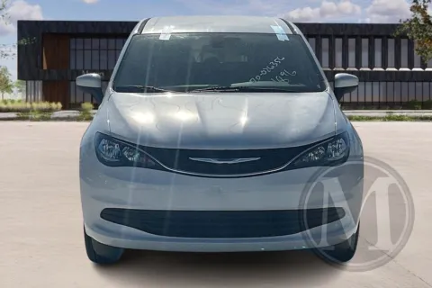 Photos of 2020 Chrysler Voyager for sale in Kansas City, MO at Master's Transportation - Kansas City
