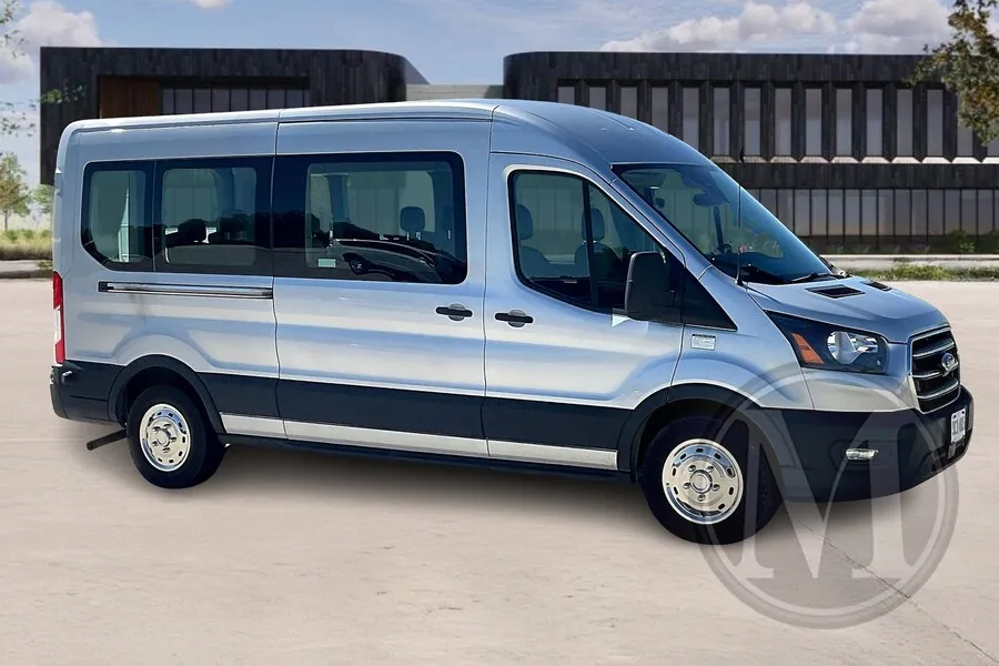 Silver 2020 Ford Transit for sale in Kansas City, MO