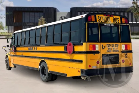 More photos of 2010 Freightliner Saf-T-Liner at Master's Transportation - Kansas City, MO