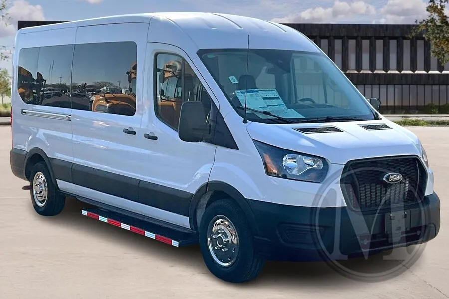 White 2024 Ford Transit for sale in Kansas City, MO