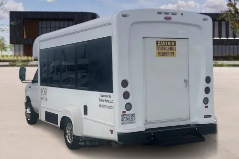 More photos of 2022 Ford E350 at Master's Transportation - Kansas City, MO