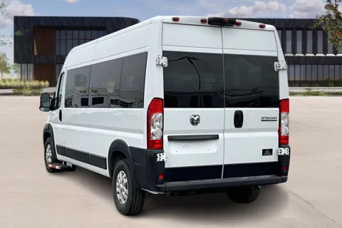 More photos of 2024 RAM PROMASTER 2500 SLT+ 2500 at Master's Transportation - Kansas City, MO