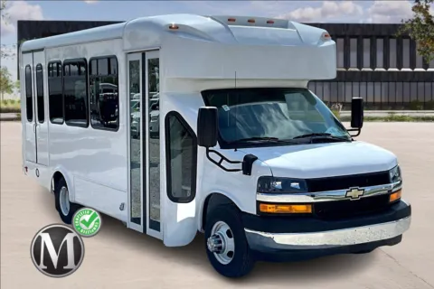 White 2024 Chevrolet 3500 for sale in Kansas City, MO