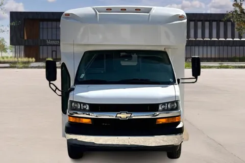 Photos of 2024 Chevrolet 3500 for sale in Kansas City, MO at Master's Transportation - Kansas City