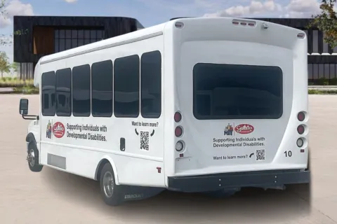 More photos of 2018 Ford E450 at Master's Transportation - Kansas City, MO