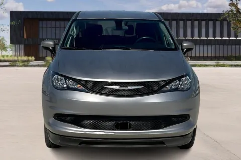 Photos of 2021 Chrysler VOYAGER for sale in Kansas City, MO at Master's Transportation - Kansas City
