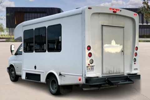 More photos of 2022 Chevrolet G3500 at Master's Transportation - Denver, CO