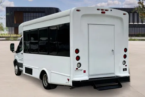 More photos of 2019 Ford Transit 350 HD at Master's Transportation - Kansas City, MO