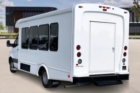 More photos of 2021 Freightliner Sprinter 3500XD at Master's Transportation - Kansas City, MO