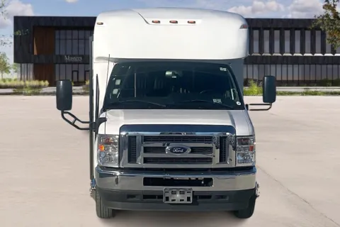 Photos of 2022 Ford E350 for sale in Kansas City, MO at Master's Transportation - Kansas City
