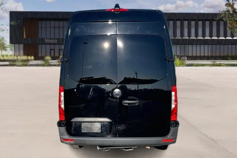 More photos of 2019 Mercedes Benz Sprinter at Master's Transportation - Dallas/Fort Worth, TX