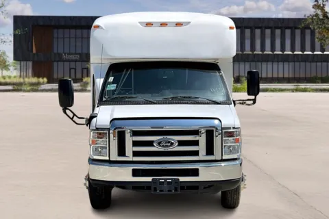 Photos of 2019 Ford E350 for sale in Kansas City, MO at Master's Transportation - Kansas City