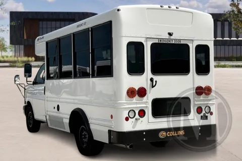 More photos of 2024 Collins SH400 at Master's Transportation - Kansas City, MO