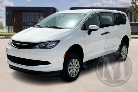 Another view of 2020 Braun Minivan for sale in Kansas City, MO at Master's Transportation - Kansas City