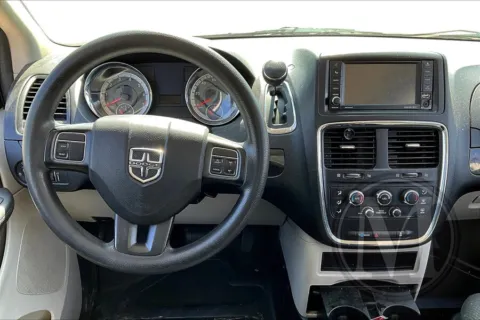Photos of 2019 Braun Minivan for sale in Kansas City, MO at Master's Transportation - Kansas City