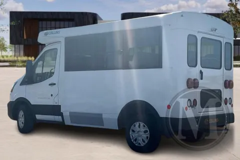 More photos of 2024 Collins TL308 at Master's Transportation - Kansas City, MO