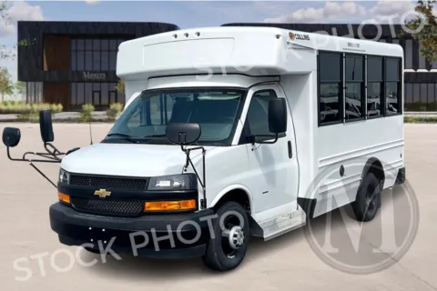 Photos of 2025 Collins DH400 for sale in Kansas City, MO at Master's Transportation - Kansas City