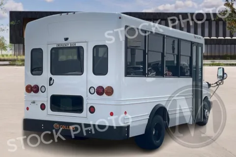 More photos of 2025 Collins DH400 at Master's Transportation - Kansas City, MO