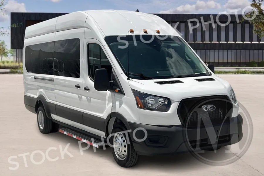 White 2024 Ford Transit for sale in Kansas City, MO