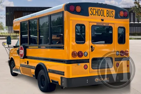 More photos of 2025 Chevrolet G3500 at Master's Transportation - On Order, MO