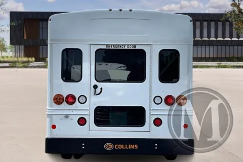 More photos of 2025 Chevrolet 3500 at Master's Transportation - Kansas City, MO