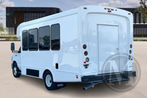 More photos of 2025 Glaval Universal at Master's Transportation - On Order, MO