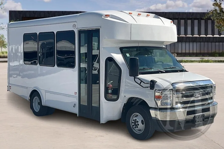2026 Ford E450 for sale in Kansas City, MO