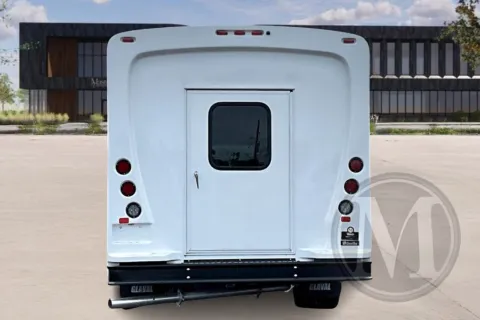 More photos of 2025 Glaval Universal at Master's Transportation - On Order, MO