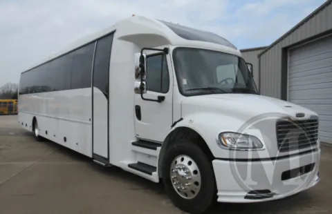 White 2026 Executive Coach Widebody for sale in Kansas City, MO