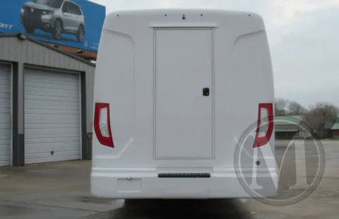 More photos of 2026 Executive Coach Widebody at Master's Transportation - On Order, MO