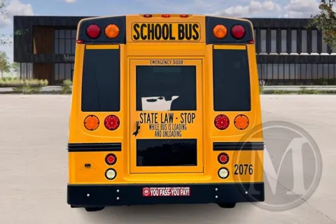 More photos of 2016 Chevrolet 3500 at Master's Transportation - Springfield, MO