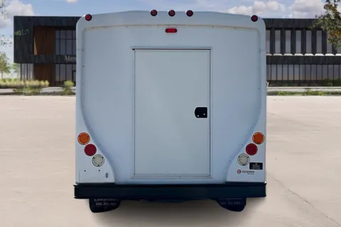 More photos of 2016 Ford E450 at Master's Transportation - Springfield, MO