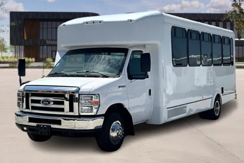 Another view of 2017 Ford E450 E-450 SD for sale in Ozark, MO at Master's Transportation - Springfield