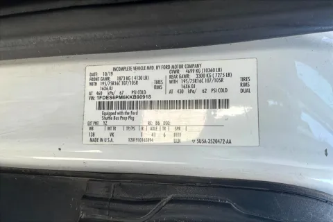 More photos of 2019 Ford Transit 350 HD at Master's Transportation - Springfield, MO